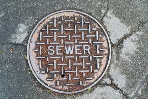 a picture of a Sewer manhole cover in Springfield Illinois